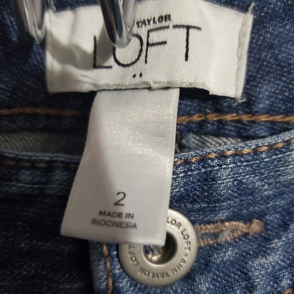 Ann Taylor LOFT Womens Jeans Medium Wash Size 2 - Picture 6 of 7